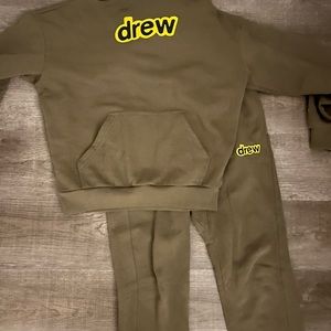 Drew house set. Worn once
